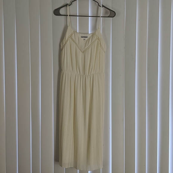 Express Summer Dress - Picture 1 of 3